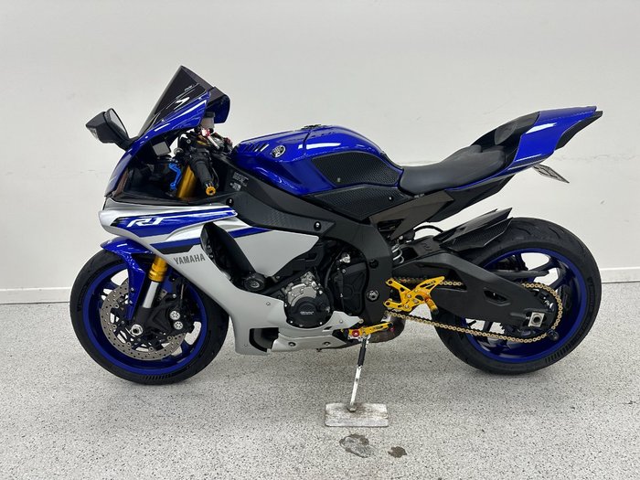 2016 YAMAHA YZF-R1 Blue