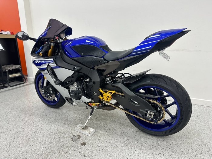2016 YAMAHA YZF-R1 Blue