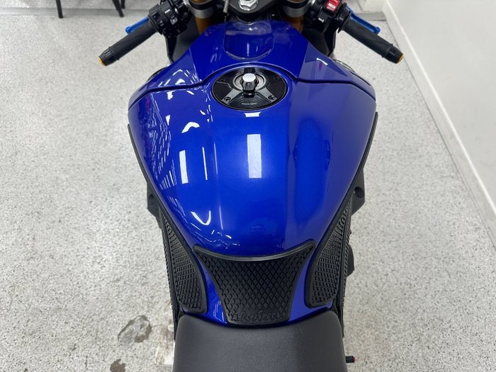 2016 YAMAHA YZF-R1 Blue