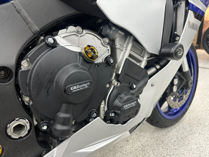 2016 YAMAHA YZF-R1 Blue