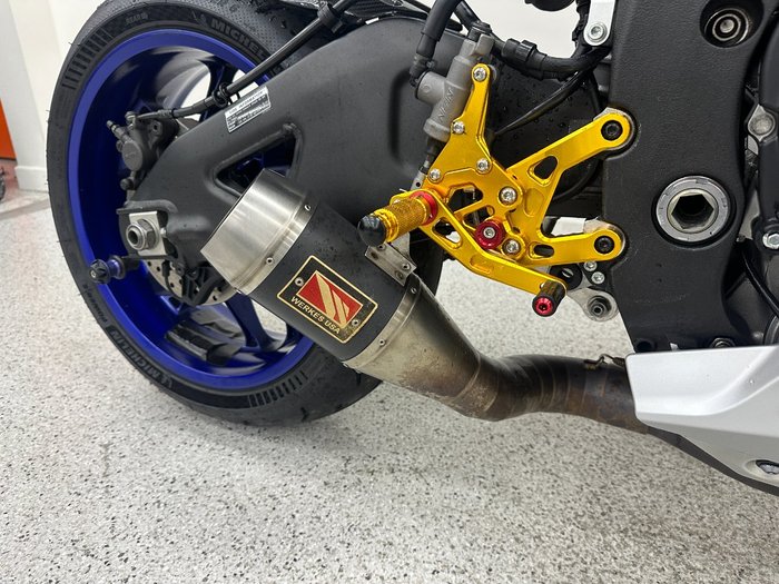 2016 YAMAHA YZF-R1 Blue