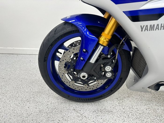 2016 YAMAHA YZF-R1 Blue