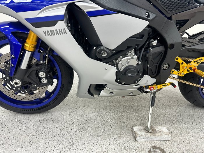 2016 YAMAHA YZF-R1 Blue
