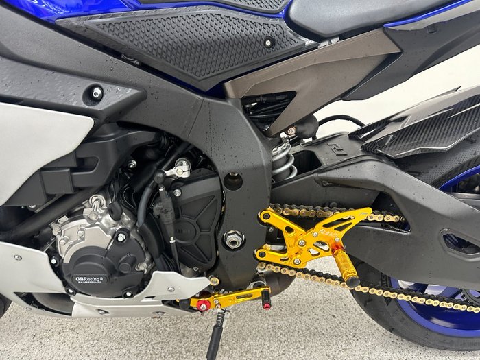 2016 YAMAHA YZF-R1 Blue
