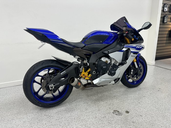 2016 YAMAHA YZF-R1 Blue