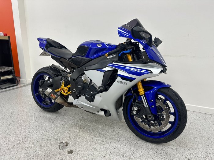 2016 YAMAHA YZF-R1 Blue