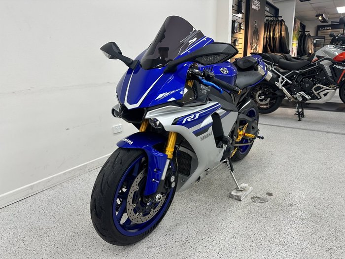 2016 YAMAHA YZF-R1 Blue