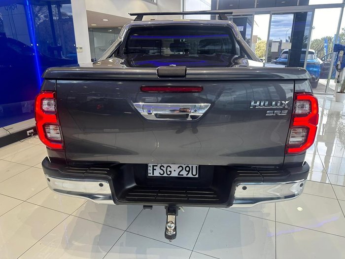 2020 Toyota Hilux SR5