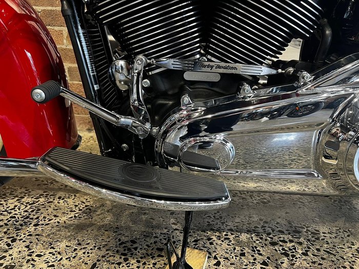 2024 Harley-Davidson Hydra Glide Revival 114 (FLI) Touring Red