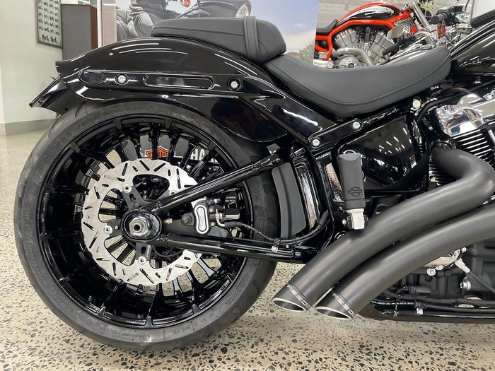 2025 Harley-Davidson Breakout 117 (FXBR) Softail Black