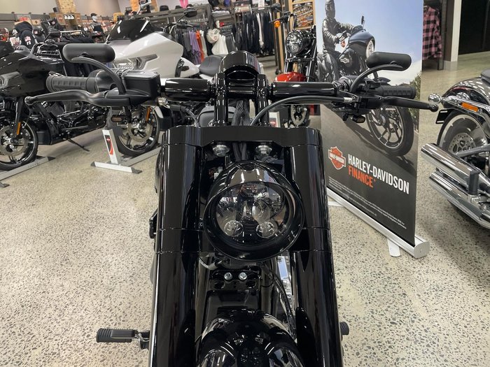 2025 Harley-Davidson Breakout 117 (FXBR) Softail Black