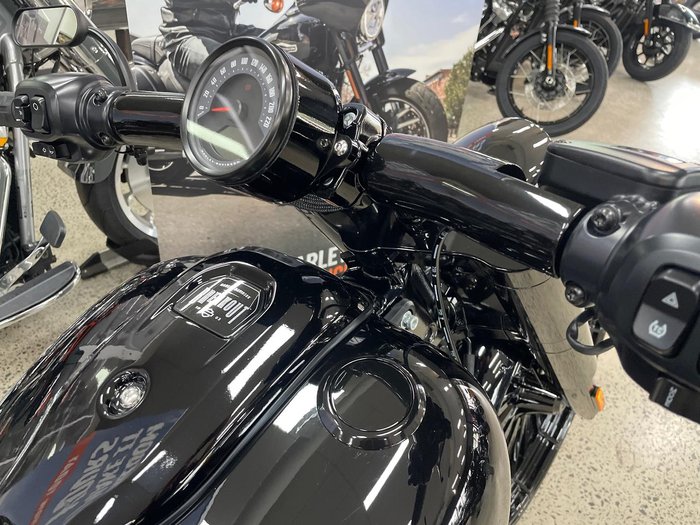 2025 Harley-Davidson Breakout 117 (FXBR) Softail Black