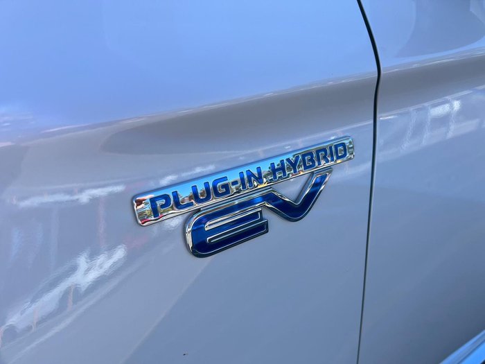 2021 Mitsubishi Outlander PHEV Exceed