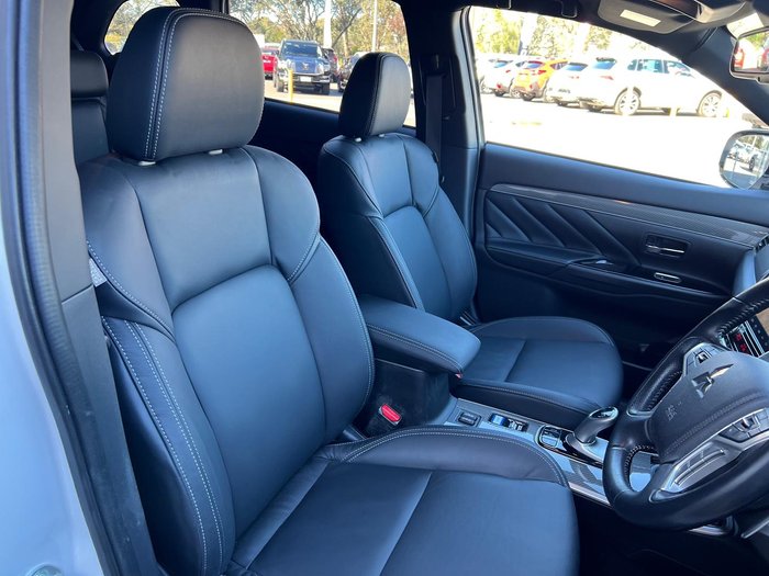 2021 Mitsubishi Outlander PHEV Exceed