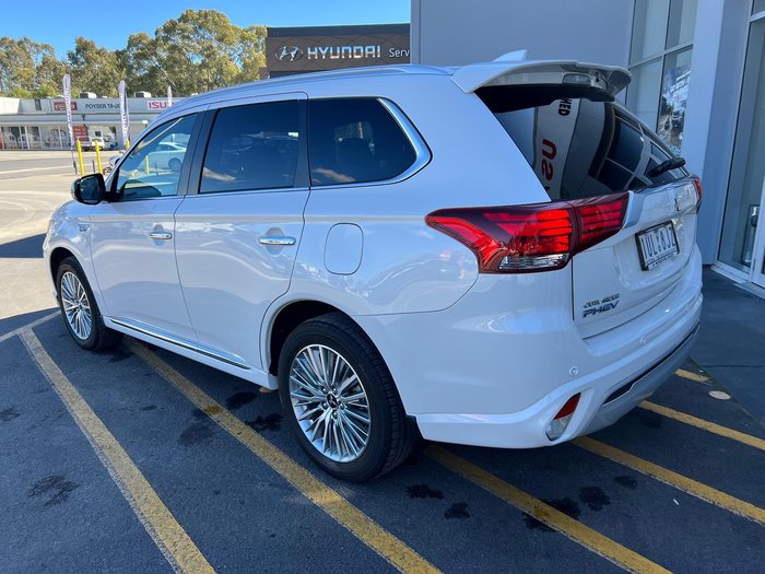 2021 Mitsubishi Outlander PHEV Exceed