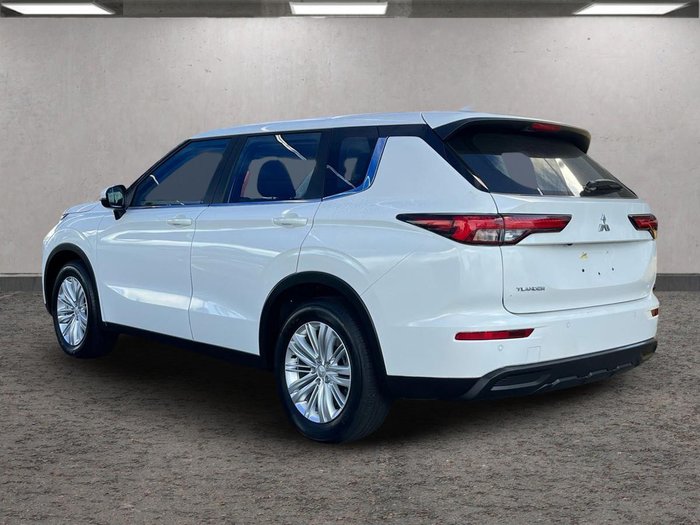 2023 Mitsubishi Outlander