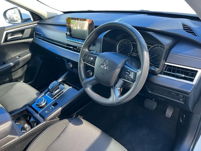 2023 Mitsubishi Outlander