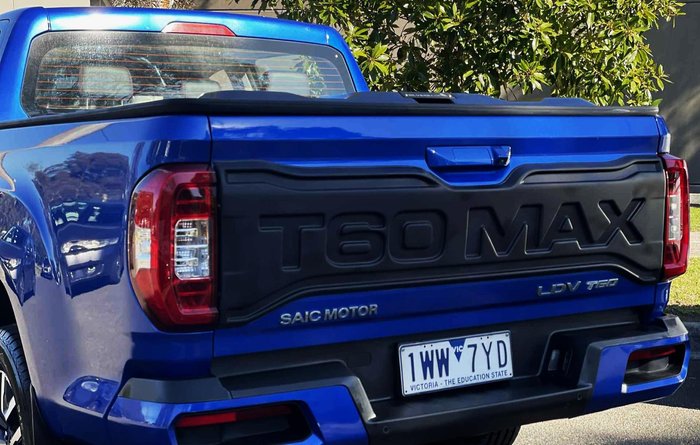 2022 LDV T60 Max LUXE SK8C MY23 4X4 Dual Range Jewel Blue