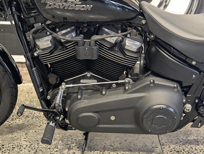 2019 Harley-Davidson Street Bob 107 (FXBB) Softail Black