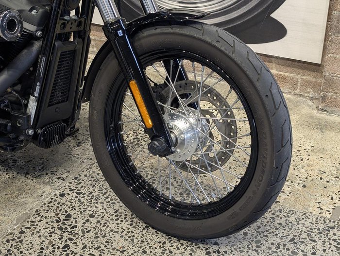 2019 Harley-Davidson Street Bob 107 (FXBB) Softail Black