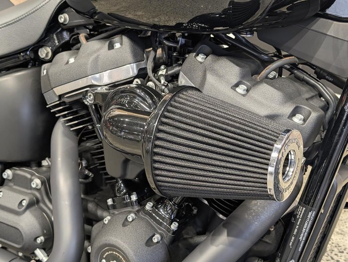 2019 Harley-Davidson Street Bob 107 (FXBB) Softail Black