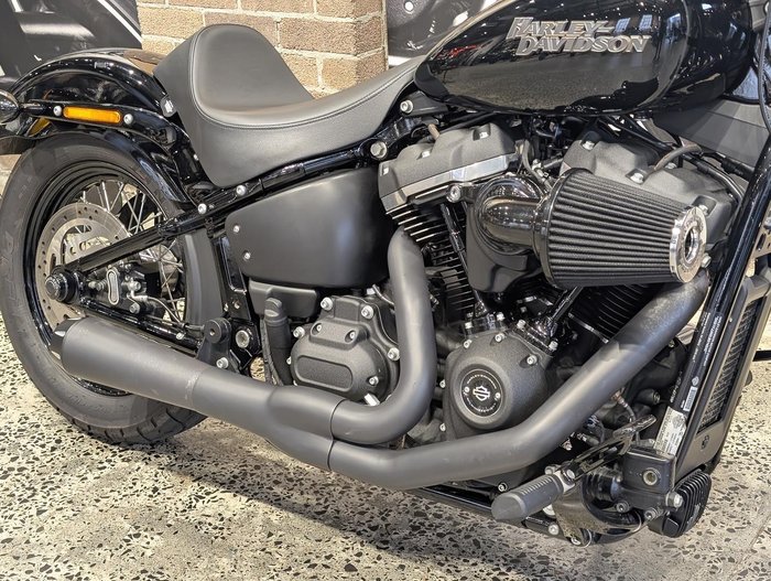 2019 Harley-Davidson Street Bob 107 (FXBB) Softail Black