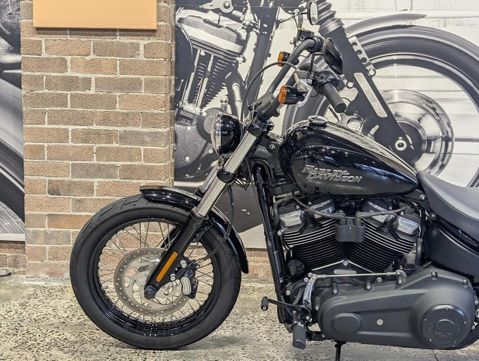 2019 Harley-Davidson Street Bob 107 (FXBB) Softail Black
