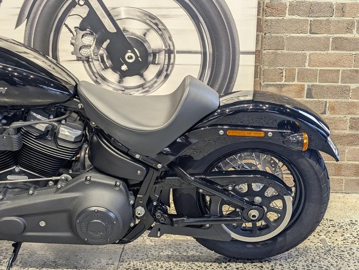 2019 Harley-Davidson Street Bob 107 (FXBB) Softail Black