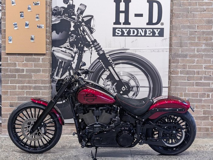 2024 Harley-Davidson Breakout 117 (FXBR) Softail Black