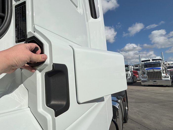 2023 DAF FT CF450