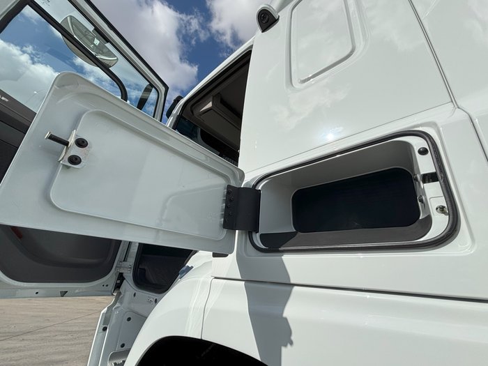 2023 DAF FT CF450