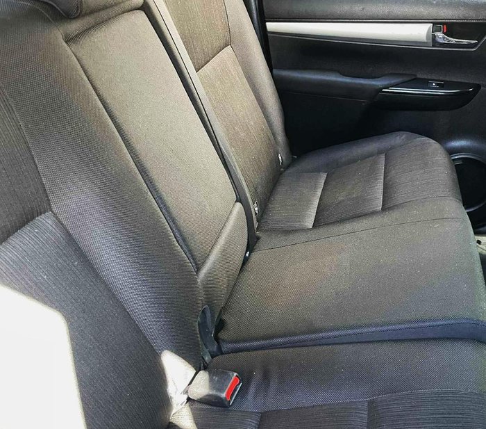 2015 Toyota Hilux SR5 GUN126R 4X4 Dual Range Crystal Pearl