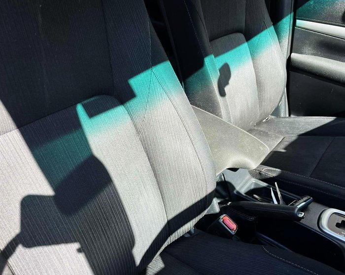 2015 Toyota Hilux SR5 GUN126R 4X4 Dual Range Crystal Pearl