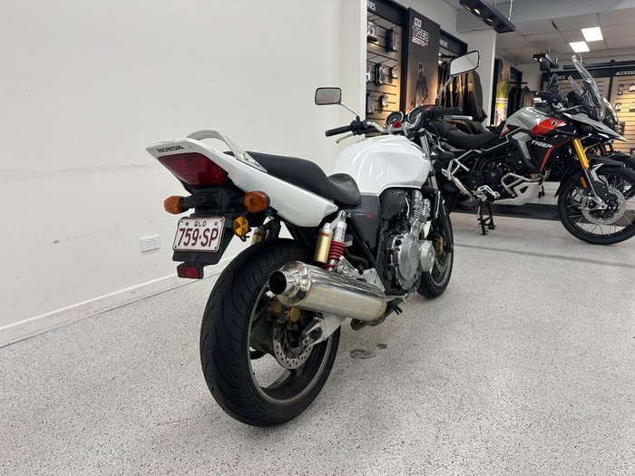 2009 Honda CB400 WHITE