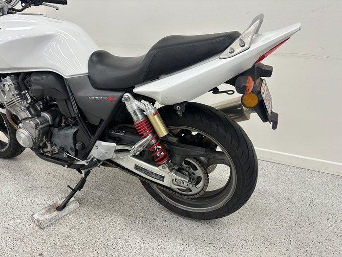 2009 Honda CB400 WHITE