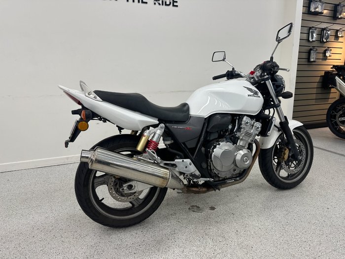 2009 Honda CB400 WHITE