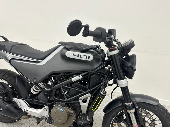 2021 HUSQVARNA SVARTPILEN 401 SILVER