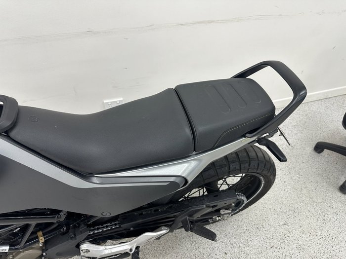 2021 HUSQVARNA SVARTPILEN 401 SILVER