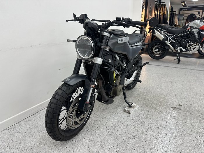 2021 HUSQVARNA SVARTPILEN 401 SILVER