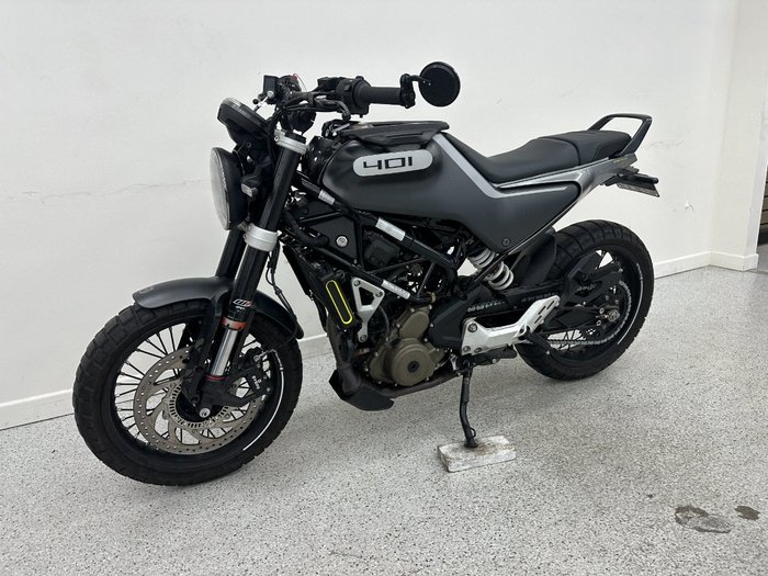 2021 HUSQVARNA SVARTPILEN 401 SILVER