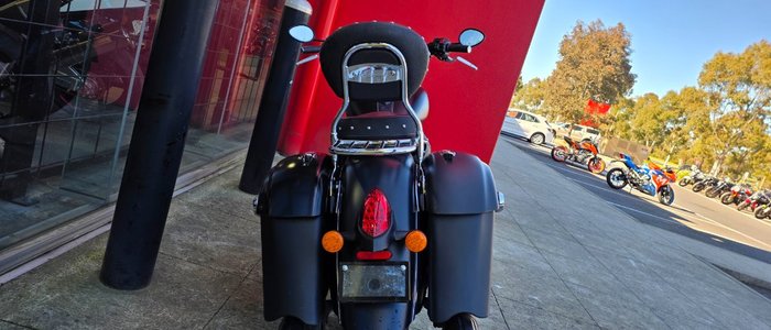 2016 Indian CHIEFTAIN DARK HORSE BLACK