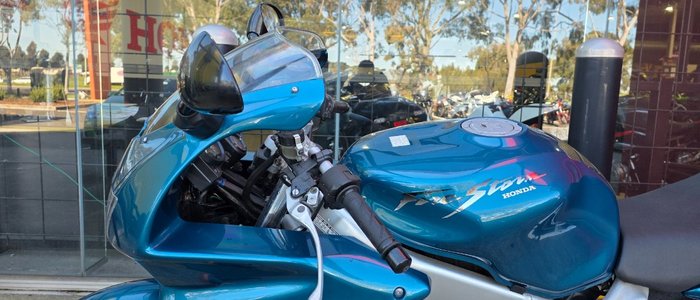 2000 Honda VTR1000F (FIRESTORM) CANDY EMERALD GREEN