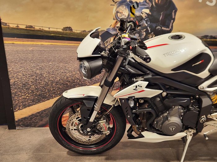 2018 Triumph Street Triple R 765 Street Triple White