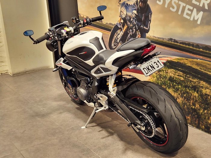2018 Triumph Street Triple R 765 Street Triple White