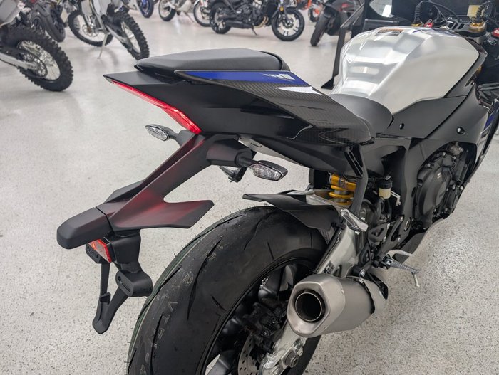 2024 YAMAHA YZF-R1 M Blue
