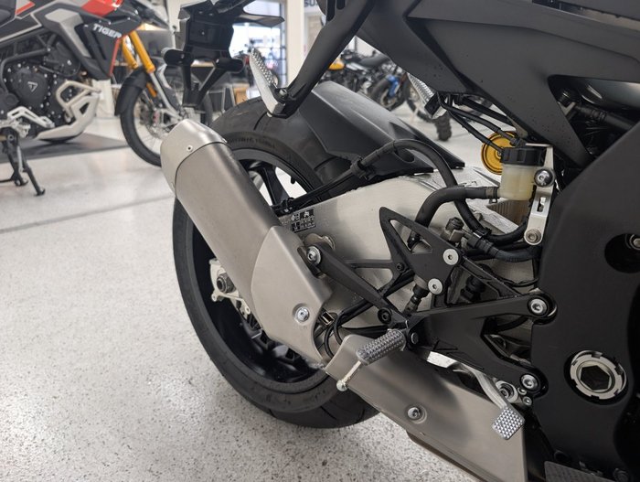 2024 YAMAHA YZF-R1 M Blue