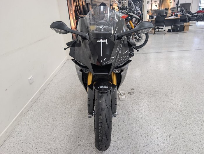 2024 YAMAHA YZF-R1 M Blue
