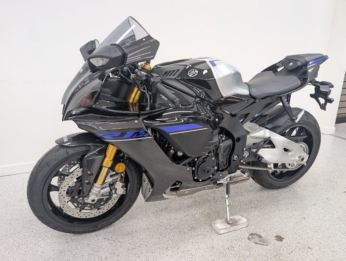 2024 YAMAHA YZF-R1 M Blue