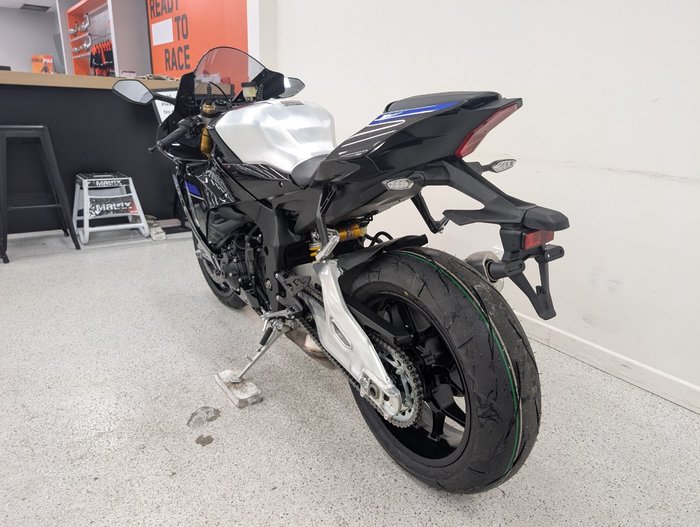 2024 YAMAHA YZF-R1 M Blue