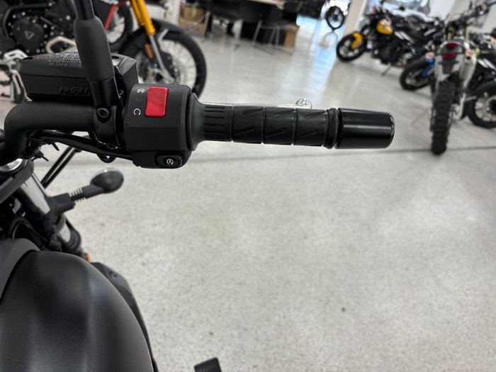 2025 Kawasaki VULCAN S Black